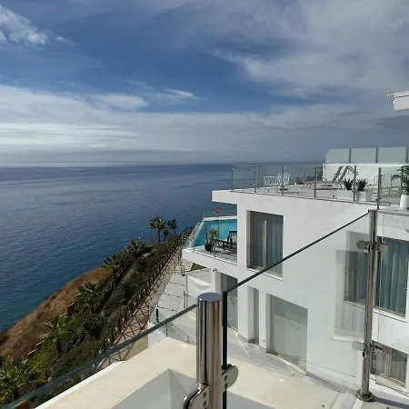 Seafront 2b With Pool, & Gym * تورّوكس كوستا